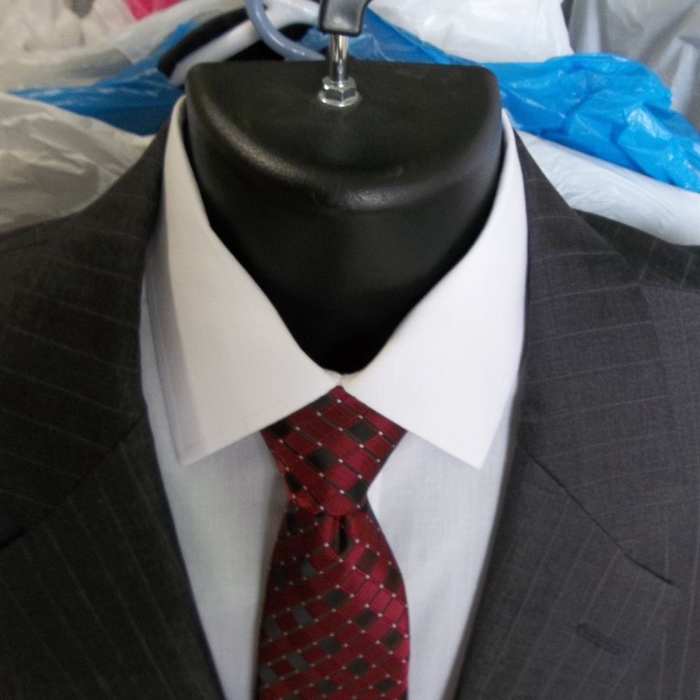 Coco39)Lauren Ralph Lauren Gray Pinstripe Suit